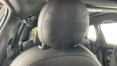 MINI Hatchback 1.5 Cooper Exclusive Premium 5dr Auto Petrol Hatchback